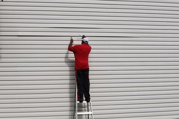 Loose Siding Repair in Billings