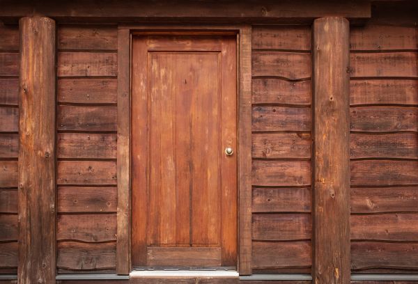 Log Cabin Siding Installation in Billings
